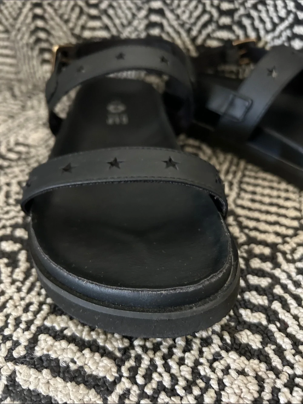 Girl’s GAP Black Sandals